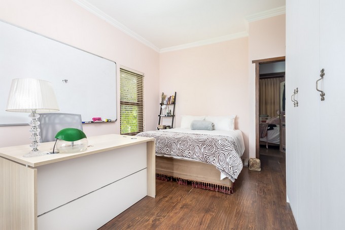 5 Bedroom Property for Sale in Klein Zevenwacht Western Cape